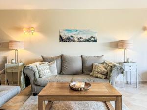 Apartment Cor des Alpes 2 by Interhome