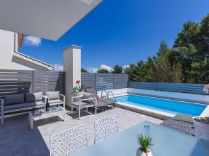 Holiday Home Villa Oli-A by Interhome