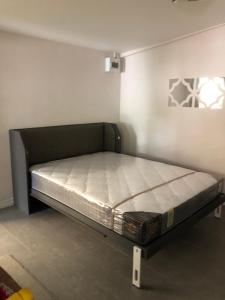 Silver Room Guest House Very Close Bangkok Hospital