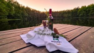 Mazurska Zatoka Resort & Spa - Apartamenty nad jeziorem z prywatną plażą i podgrzewanym basenem zewnętrznym, Mazury w rytmie SLOW