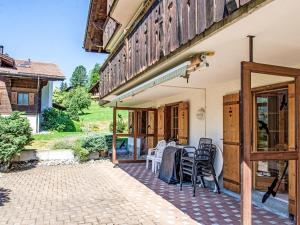 Apartment Chalet Hori-2 by Interhome