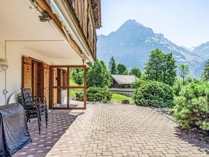 Apartment Chalet Hori-2 by Interhome