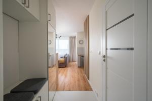 Metro Stokłosy Comfort Studio by BookingHost