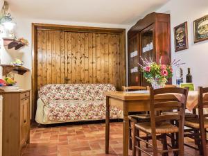 Apartment Casa Nuova - Volterra - LAI130 by Interhome