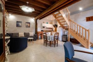 Maisons de vacances Gite Leon -In the heart of the village : photos des chambres