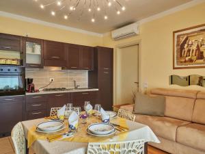 Apartment Daniela by Interhome