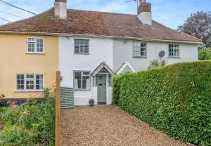 Meadowland Holiday Cottage - 埃耶