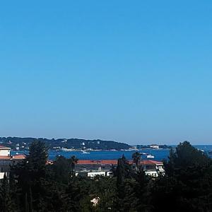 Bel appartement 3 chambres 9 mn de la plage à pieds Juan les pins