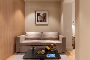 Family Junior Suite room in H10 Palacio Colomera