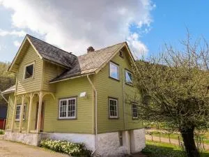 Holiday Home Greenhouse by Interhome - Onarheim