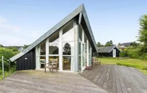 Stunning Home In Allingåbro With Wifi - Allingåbro