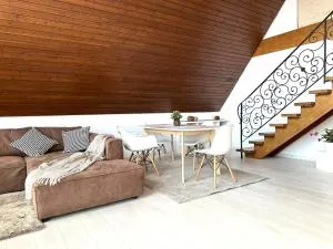 Stillvolle Wohnung nahe Bahnhof in Göppingen, zentral - 格平根