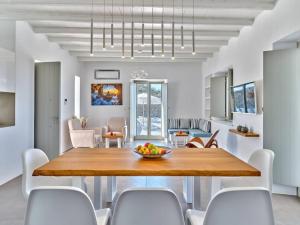 La Vitalite Luxury Villa in Paros