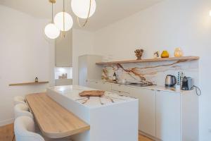Montmartre Rochechouart - 1 Bed Apt Sleeps 2