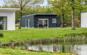 Lovely Home In Ringkøbing With Kitchen - Hee