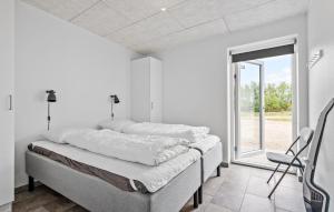 Lovely Home In Ringkøbing With Kitchen