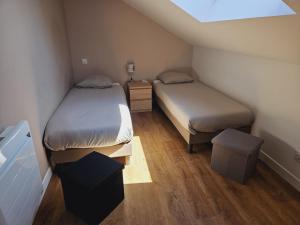 Maisons de vacances Maison de 2 chambres proche A11 Ancenis, Logis du Chateau Rouge : photos des chambres