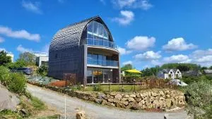 La boite à coucou, Appartement pour 6 personnes, avec jardin , vue mer, à 400 m de la plage pors mabo - Bas Kerhain