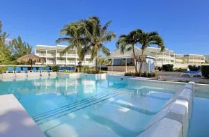 The Signature Level at Grand Palladium Lady Hamilton Resort & Spa- All Inclusive - Лусєа