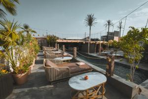 555 Hotel Clubbing Adults Only