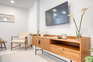 Beco Santa Emilia 4P, a Home in Madeira