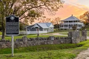 Kingsby Cottage - 1 Bedroom w Mountain views - Kreutzberg