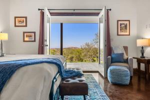 Enchanted Rockview House - 3 Bedroom-Firepit