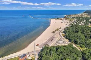 Coastal Comfort Meets Beachside Bliss - Уайтхолл