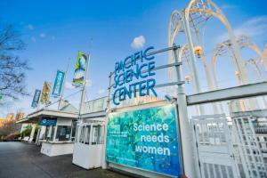 Starlit Cozy Studio in Elektra with Roof Decks