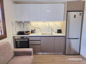 Summertime Villa just 90meters from the sea!