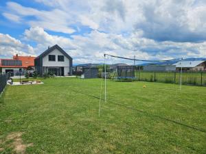 Domek na wyłączność ,bania z jacuzzi. Pobyt góry, jezioro, las.