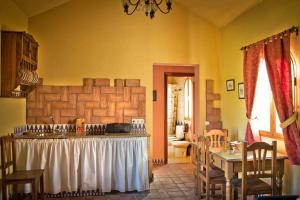 Casa 1 dormitorio con piscina privada y jardin