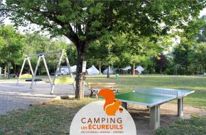 Campings Habitat Createur - Hebergements insolites au camping municipal 