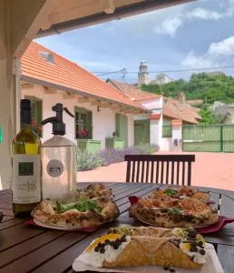 Pannonhalma Várlak Vendégház - Bakonypéterd