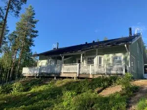 Saunaharju 5 järven rannalla - 科林基拉