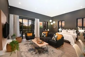 309 on Titanium - Macassar