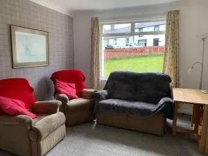 10 Burns Street, Tarbolton KA5 5RA - a facility of the nearby Plough Inn - Mauchline