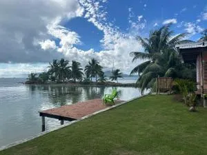 Bungalow chez Josi, bord de mer privé - Taha’a