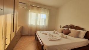 aMare Apartment - Himara Seaside