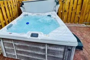 Magnolia Cottage Cozy 3 Bedroom - Leesville