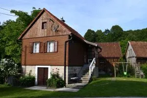 Mala kuća - Spodnji Log