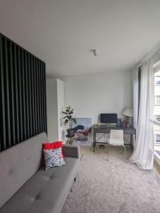 Relax Studio Centrum Lux Mattress-Bath-Netflix