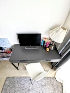 Relax Studio Centrum Lux Mattress-Bath-Netflix