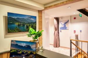 Elephant In The Room