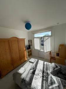 Appartement calme et lumineux - parking privatif - Métro à 5mn - 蒙桑巴勒尔