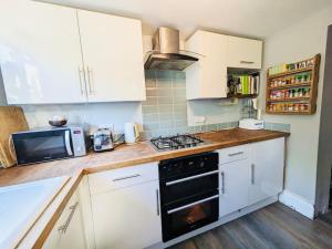 The Haven by AltoLuxoExperience Short Lets & Serviced Accommodation With Free Parking
