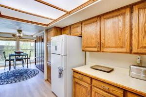 Ski and Explore Brian Head Condo with Indoor Pool!