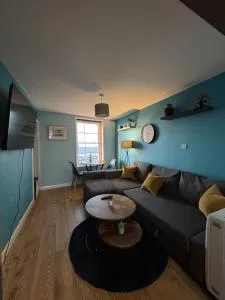 Fort Cresent Sea View Apartment - Margate