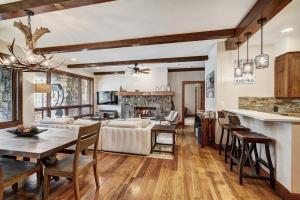 Ski-in Ski-out 2 Br Condo, Heart of Bachelor Gulch condo