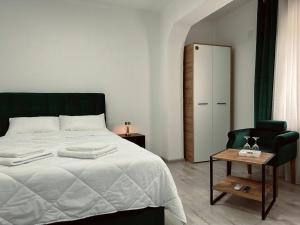 GreenHill Apartments